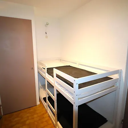 Proche Avec Climatisation Et Piscine Apartment